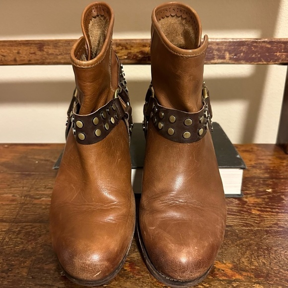 UGG Darling Harness Ankle Boot Whiskey Brown Cowboy Biker Booties - Picture 6 of 15